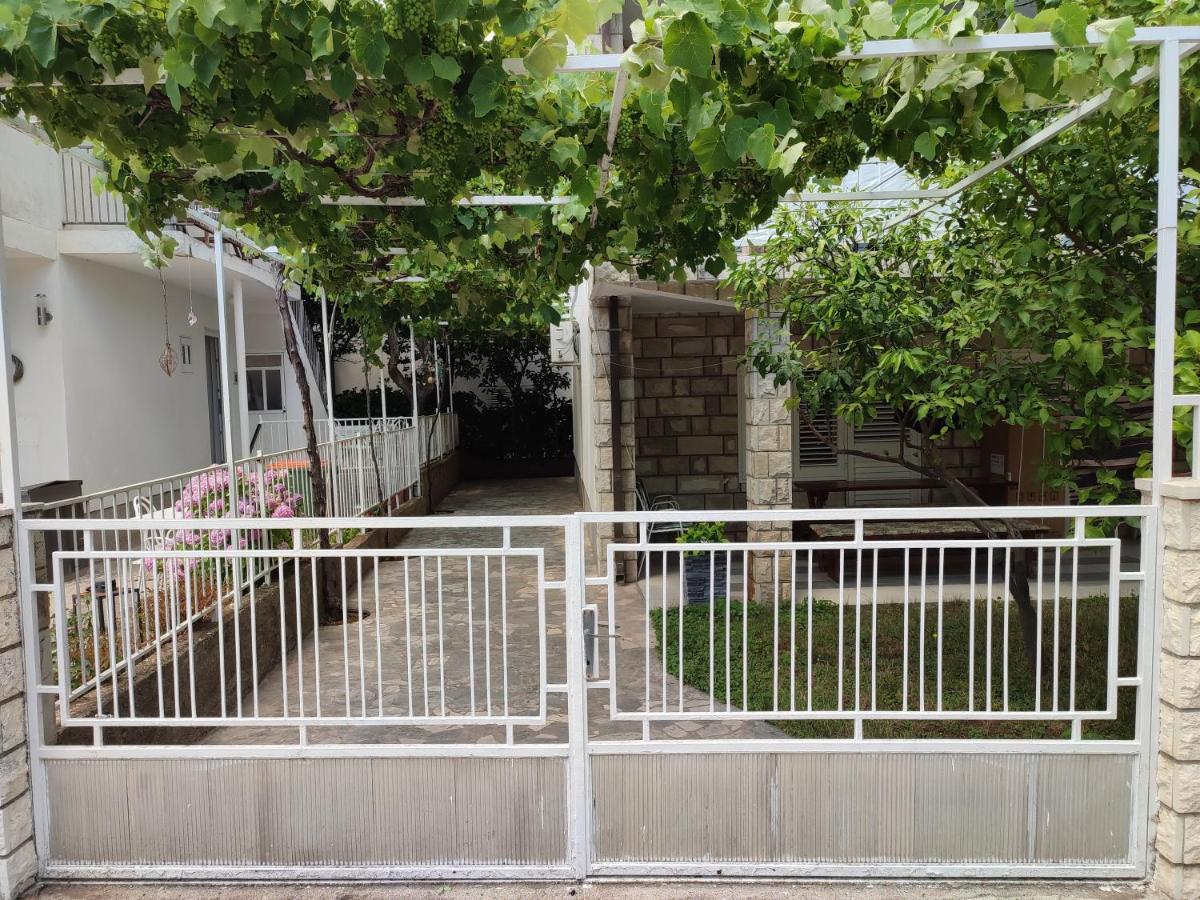 Apartments By The Sea Podaca, Makarska - 2576 Esterno foto